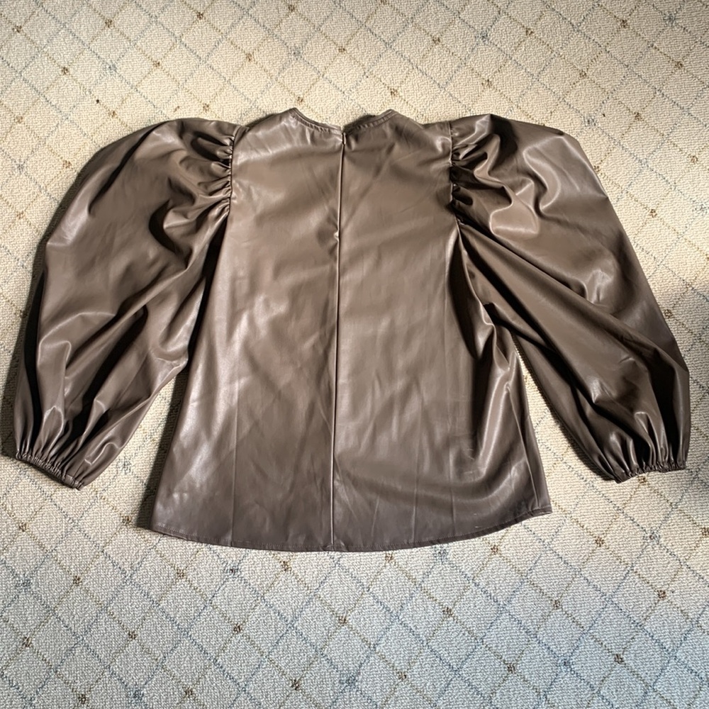 Olivaceous top - Picture 4 of 4